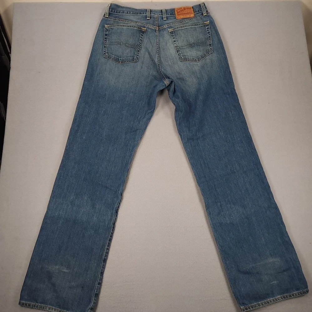 Lucky Brand Jeans Mens 34x34 Bootleg Y2K 100% Cotton Denim Bootcut - Picture 2 of 16